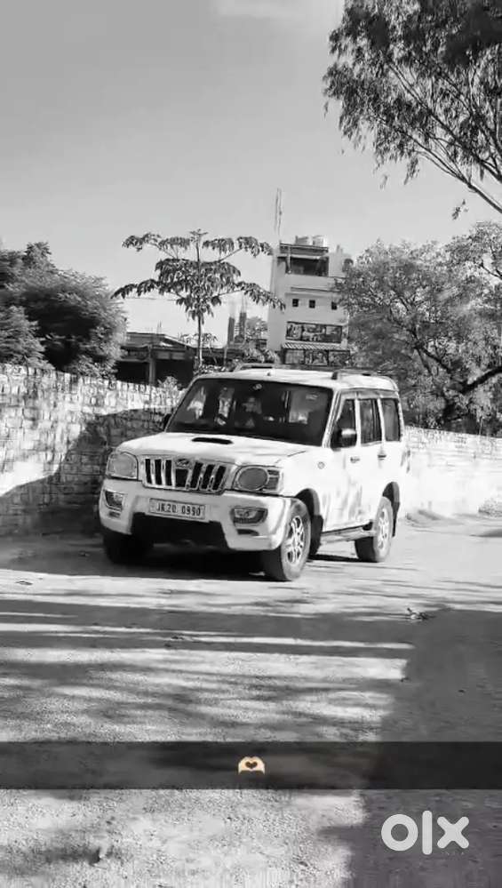 Mahindra Scorpio Vlx 2012