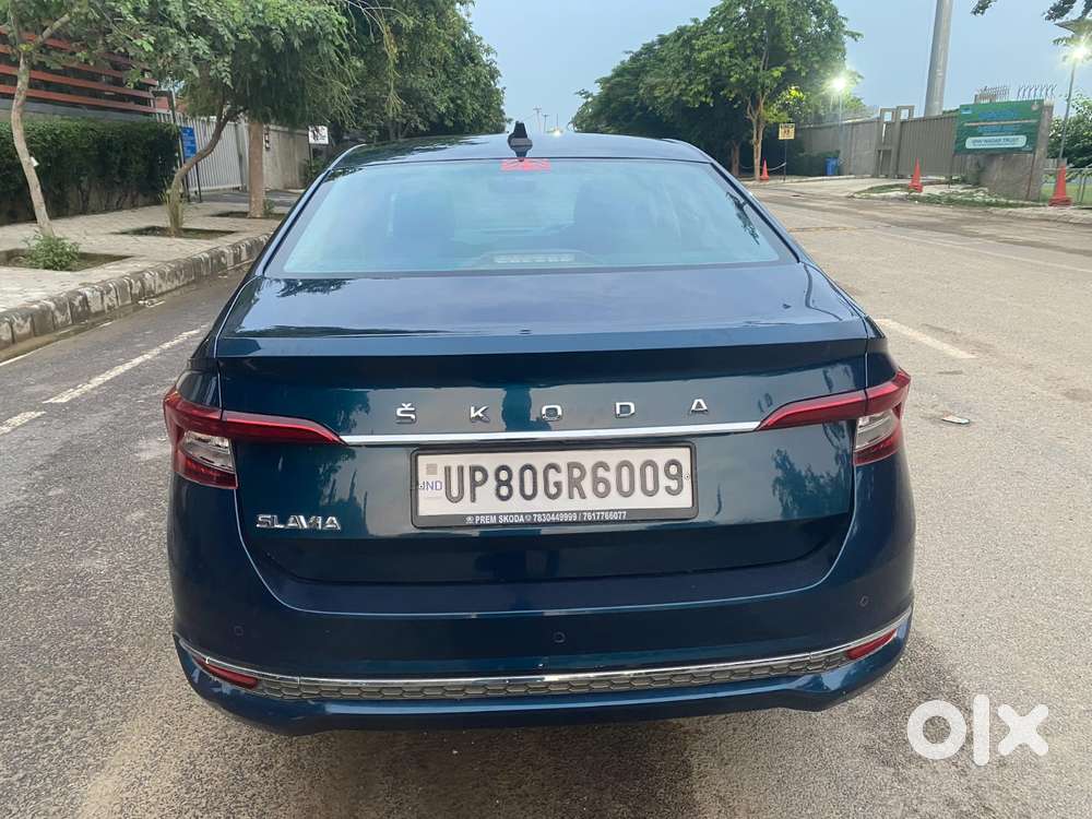 Skoda Slavia Style 1.0l Tsi At, 2023, Petrol