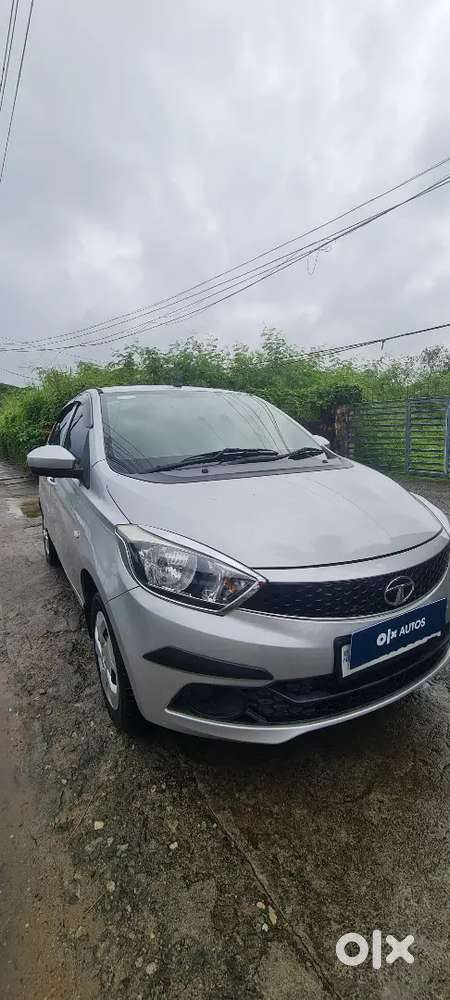 2017-18 Tata Tiago Xta Amt Low Km Company Service 2nd Ownership