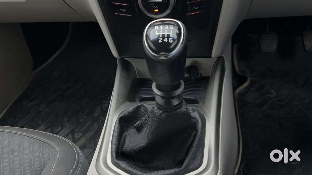 Mahindra Xuv300 W8, 2019, Petrol