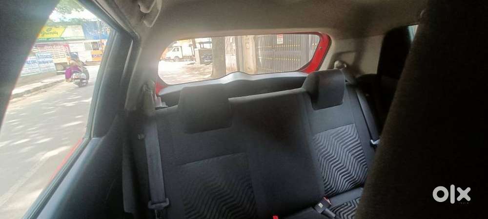 Maruti Suzuki Swift Vxi Abs Bsiv, 2020, Petrol