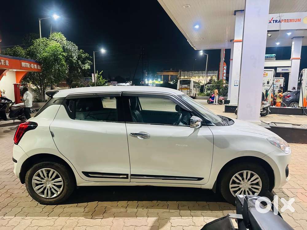 Maruti Suzuki Swift Vvt Vxi, 2022, Petrol