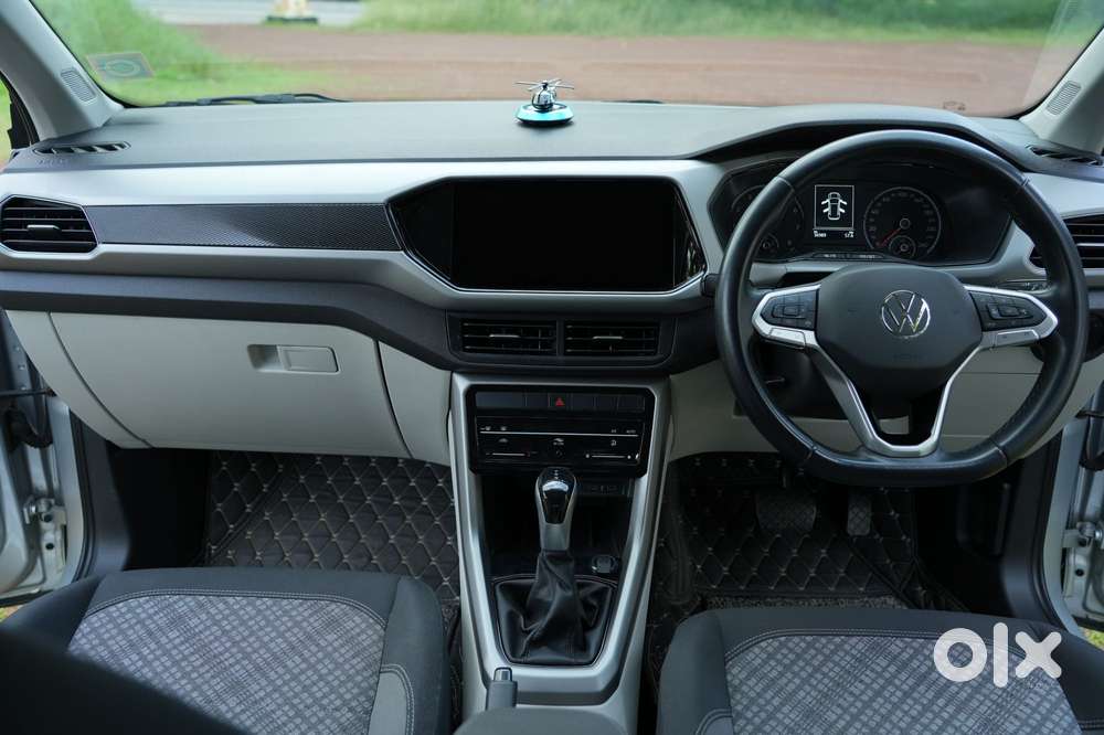 Volkswagen Taigun 1.0 Tsi Highline At, 2022, Petrol