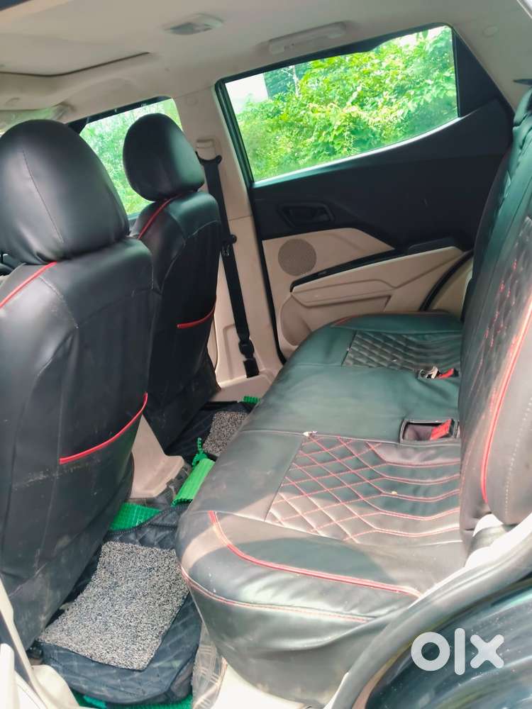 Mahindra Xuv300 W6, 2023, Cng & Hybrids