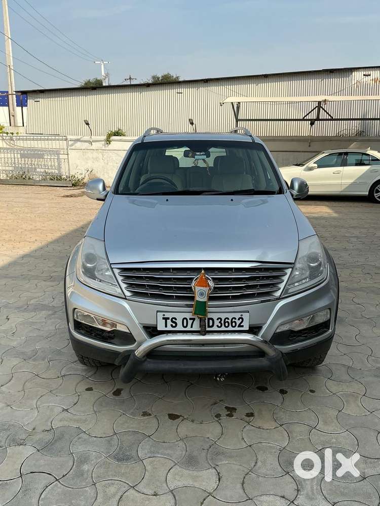 Mahindra Rexton, 2014, Diesel