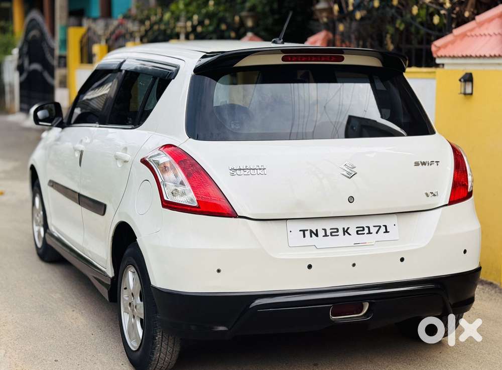 Maruti Suzuki Swift Vxi, 2015, Petrol