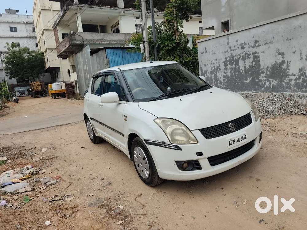 Maruti Suzuki Swift 2011 Diesel 110500 Km Driven