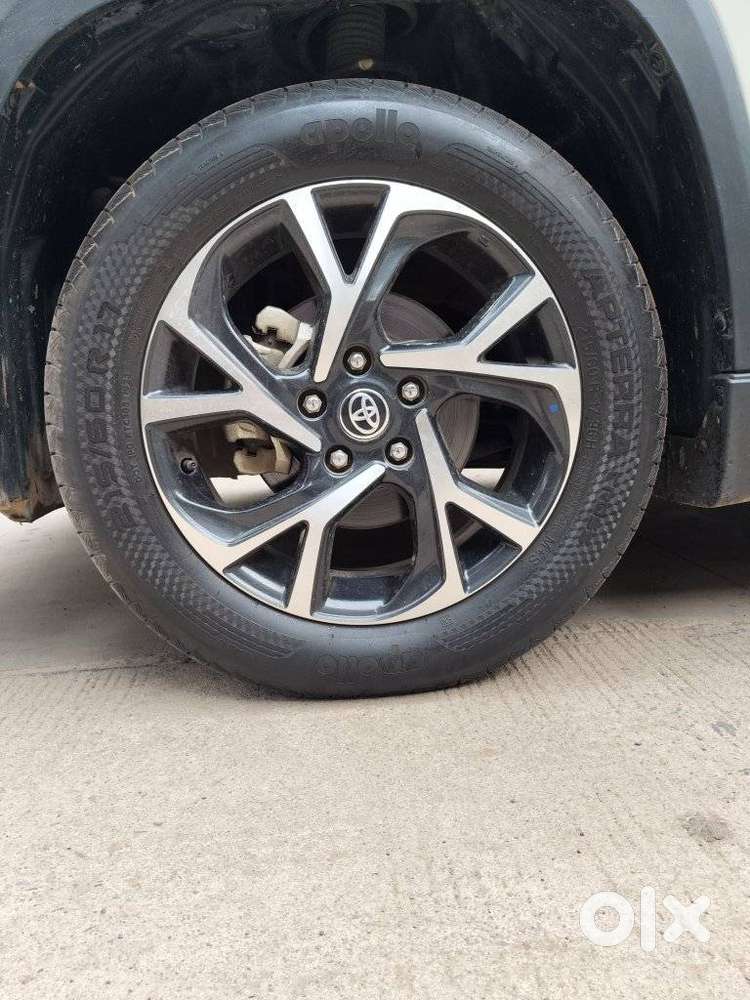 Toyota Urban Cruiser Hyryder 1.5 V Neo Drive Awd, 2023, Petrol