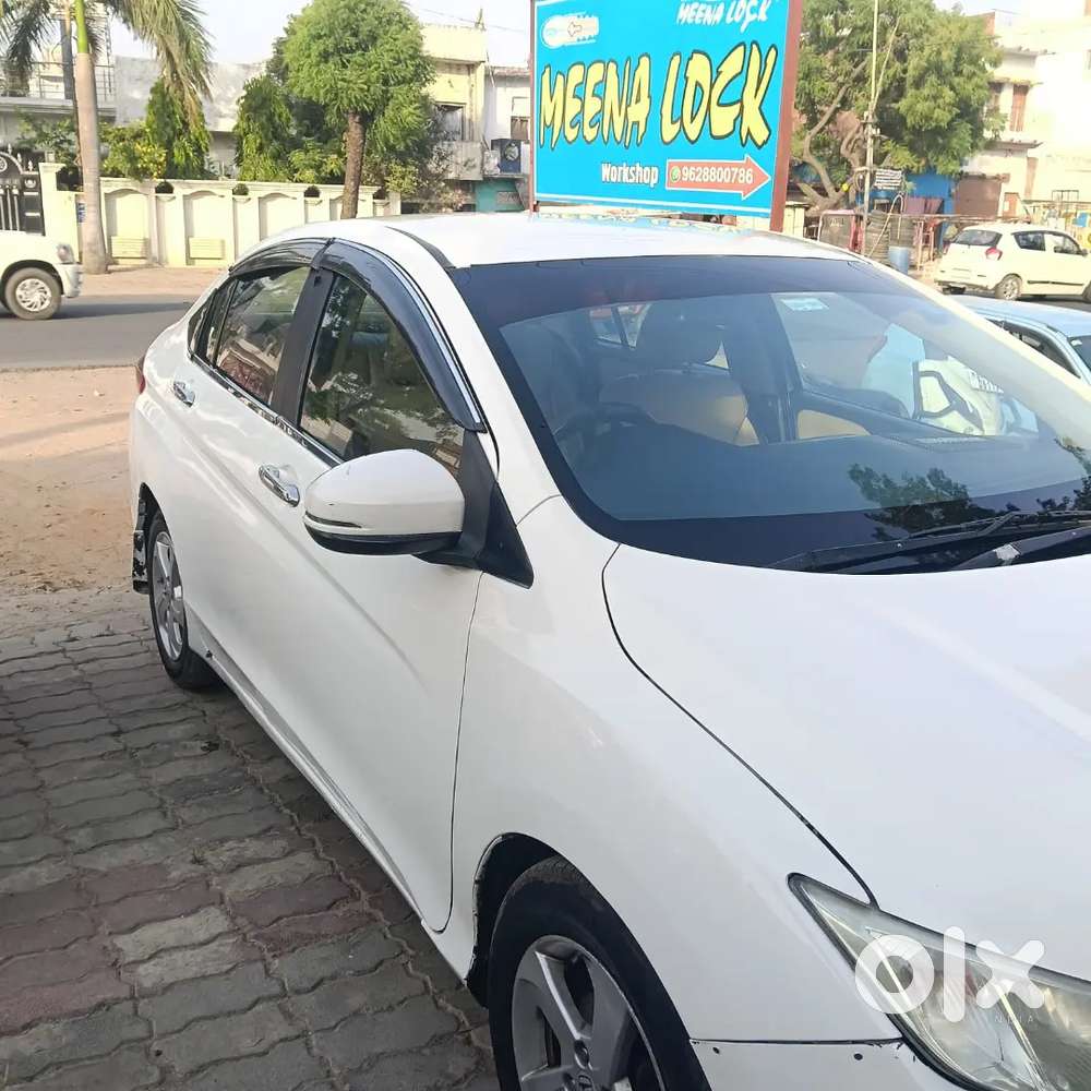 Honda City Hybrid Ehev 2015 Diesel 170000 Km Driven