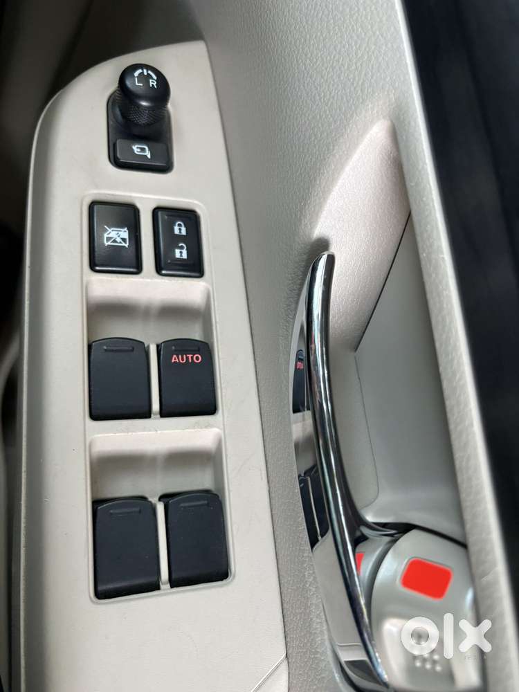 Toyota Rumion V At, 2024, Petrol