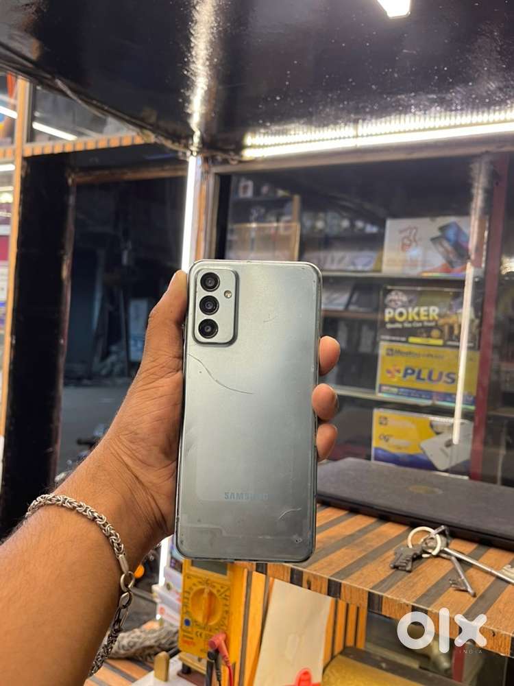 SAMSUNG f23 5G / 128GB