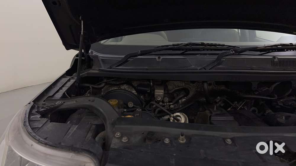 Mahindra Tuv 300 T8, 2016, Diesel