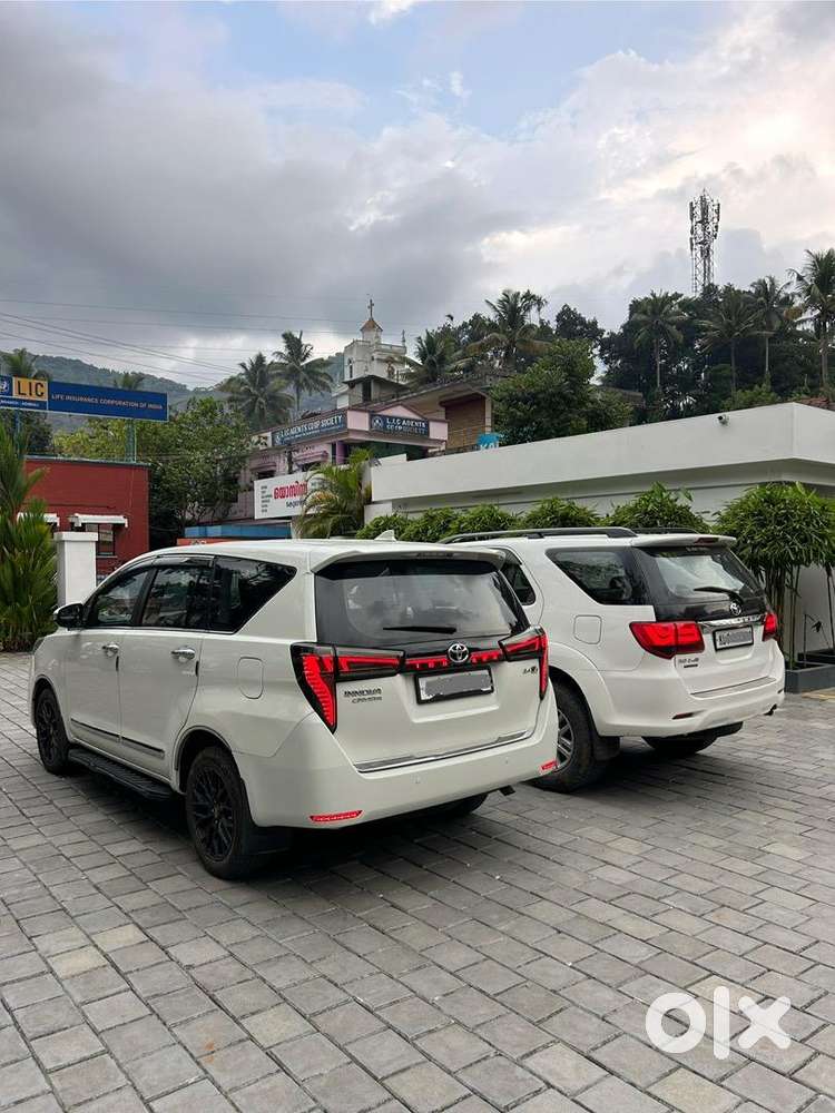 Toyota Innova Crysta 2018 Diesel Well Maintained