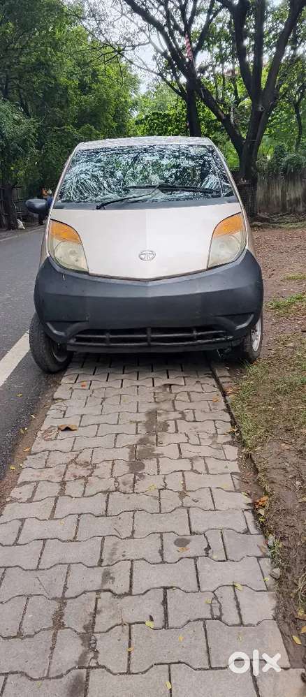 Tata Nano Cx Petrol 2011