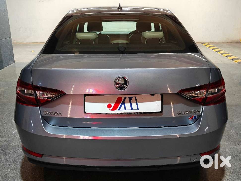 Skoda Superb Style 1.8 Tsi Mt, 2016, Petrol