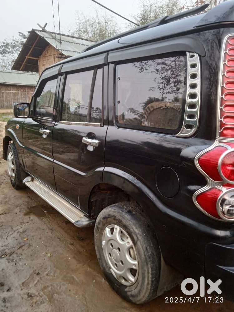 Mahindra Scorpio 2012