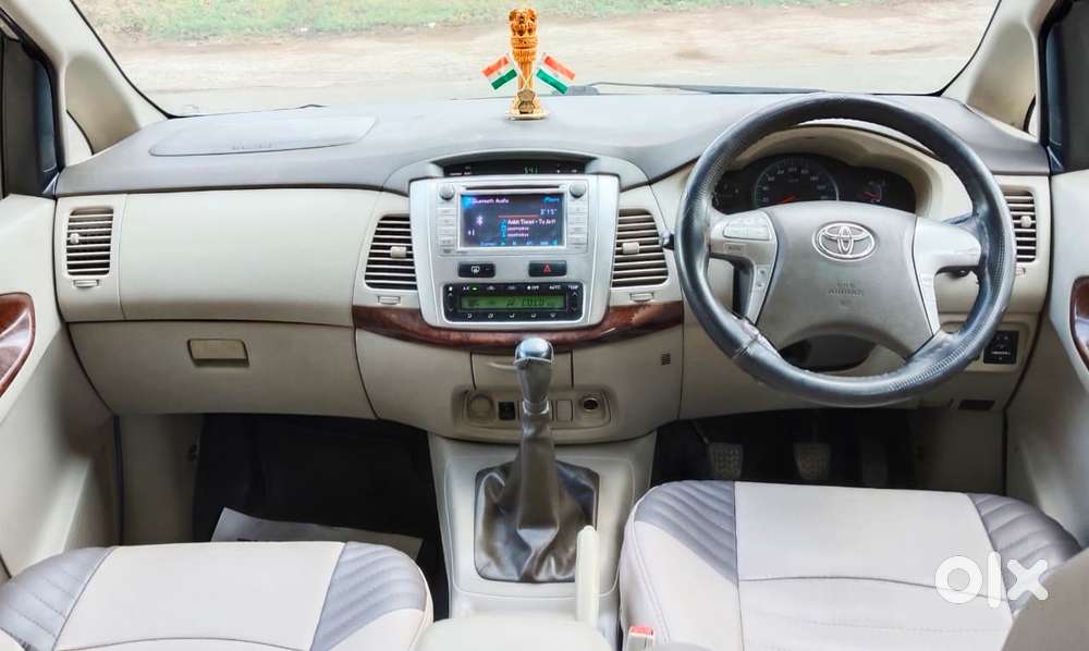 Toyota Innova 2012-2013 2.5 E Diesel Ms 7-seater, 2014, Diesel