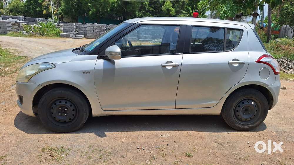 Maruti Suzuki Swift, 2012, Petrol