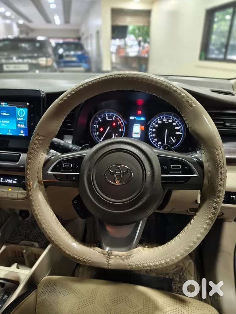 Toyota Rumion, 2024, Petrol