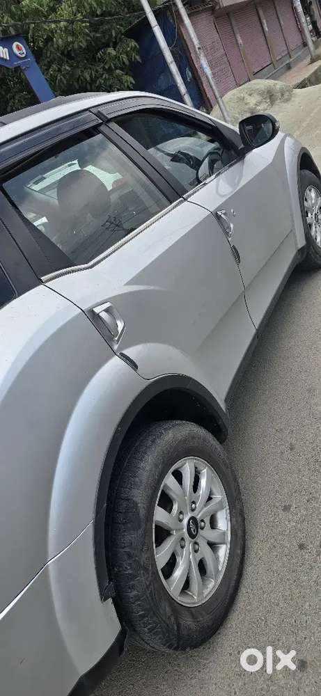 Mahindra Xuv500 Diesel 2017 Third Owner