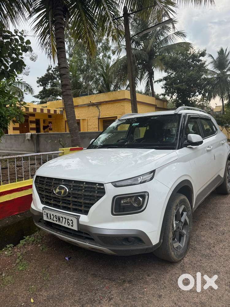 Hyundai Venue Diesel 2021