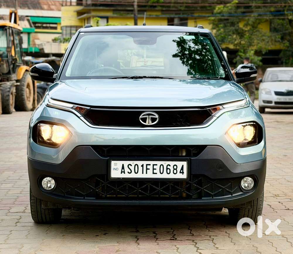 Tata Punch 1.2 Revotron Creative Dual Tone, 2022, Petrol