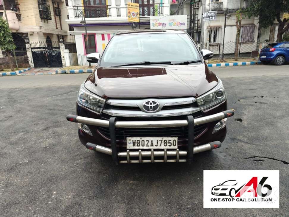 Toyota Innova Crysta