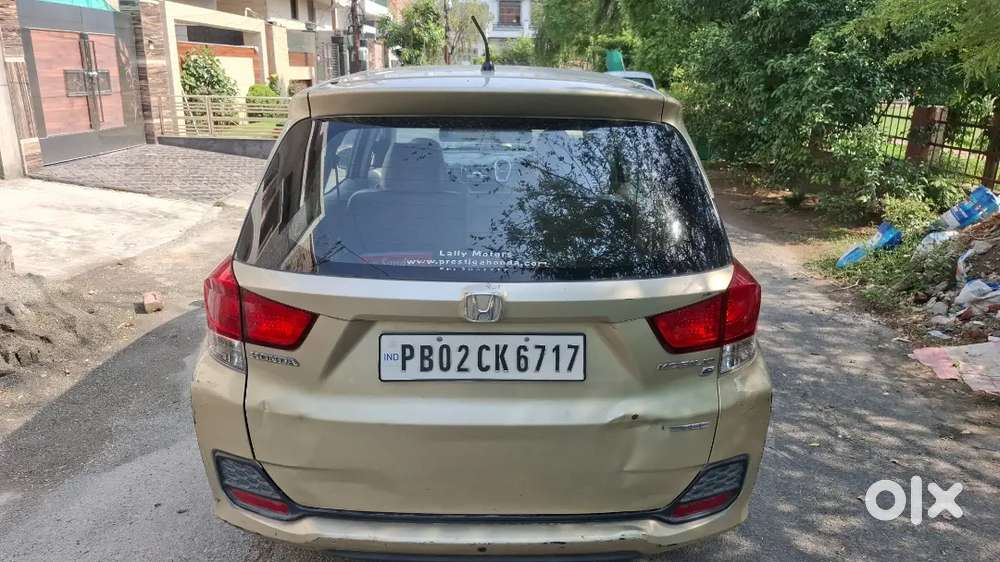 Very Neat And Clean Car