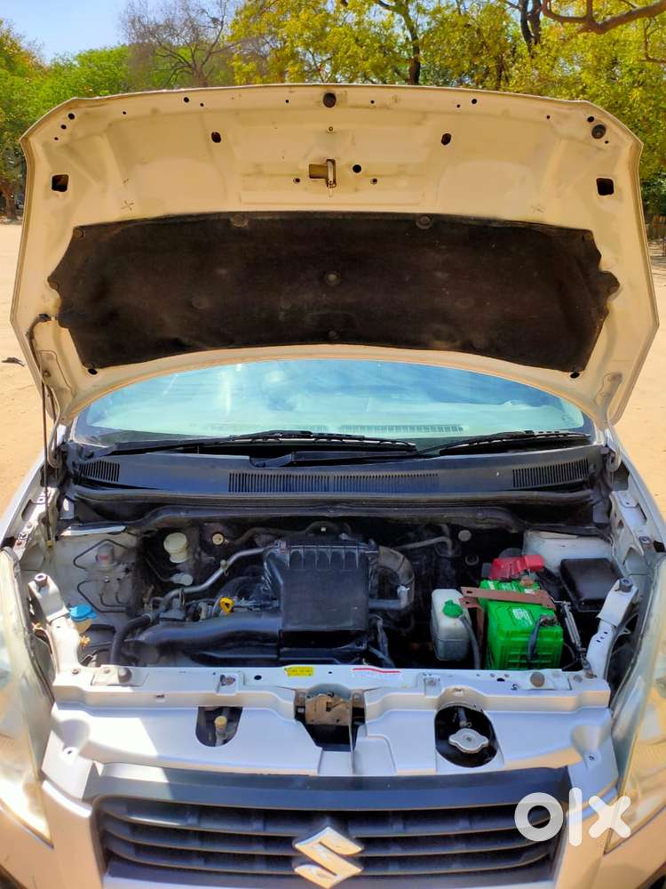 Maruti Suzuki Ritz Vxi, 2011, Petrol