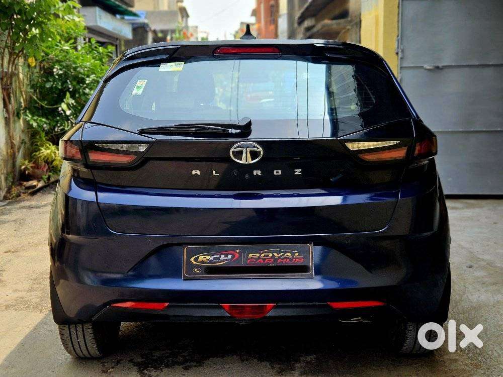 Tata Altroz Xz Plus (s) Dark Edition, 2023, Petrol