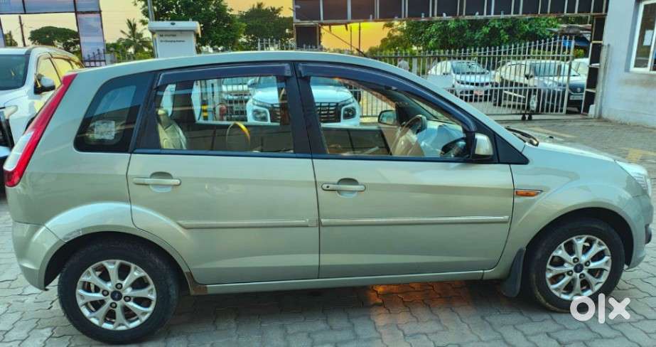Ford Figo 1.2p Titanium Mt, 2012, Petrol