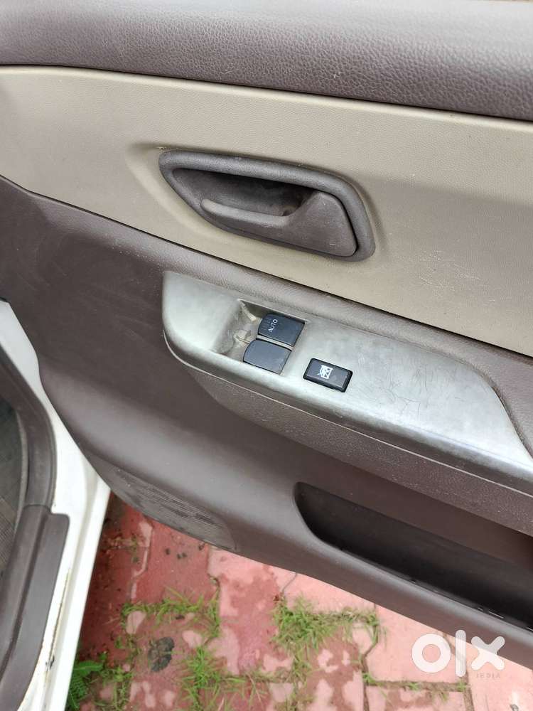 Maruti Estilo Lxi 2013