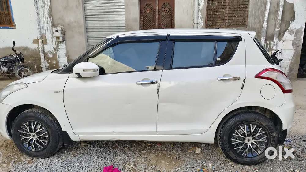 Maruti Suzuki Swift 2012