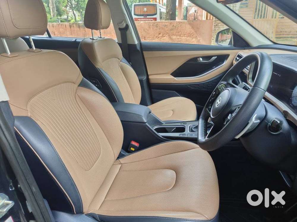Hyundai Alcazar Signature 1.5 Petrol Dct 6str, 2024, Petrol