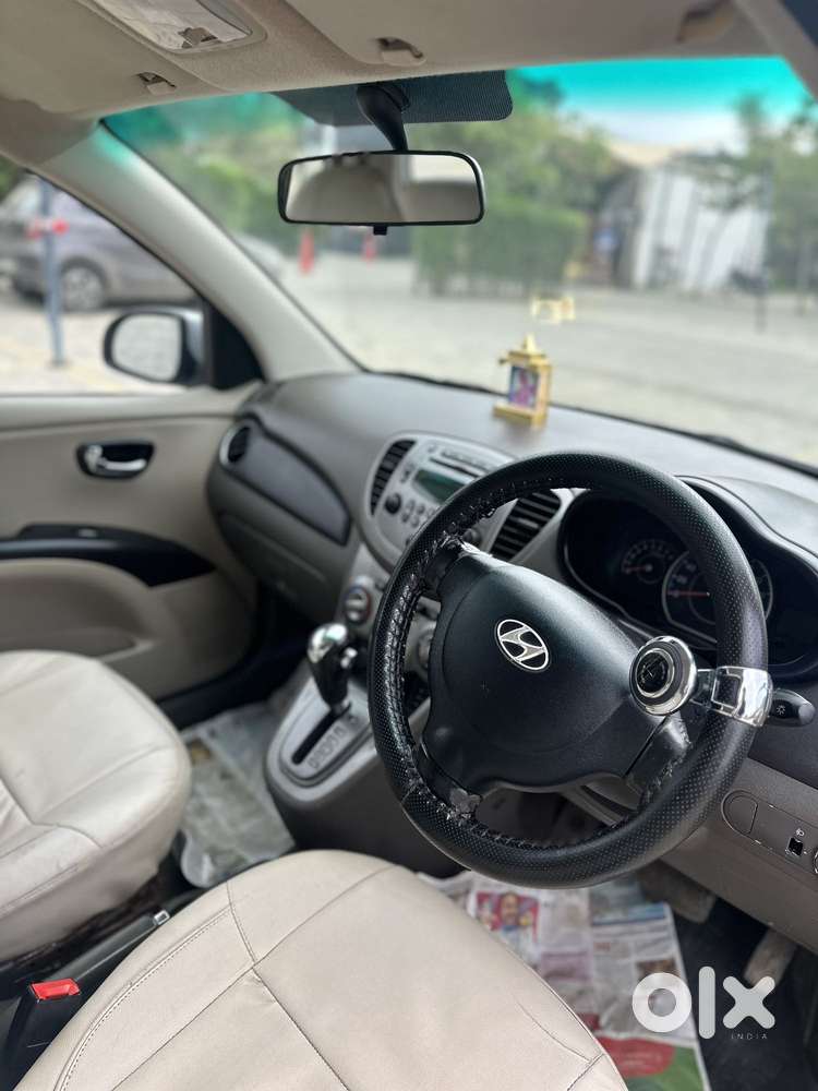 Hyundai I10 Sportz At, 2013, Petrol