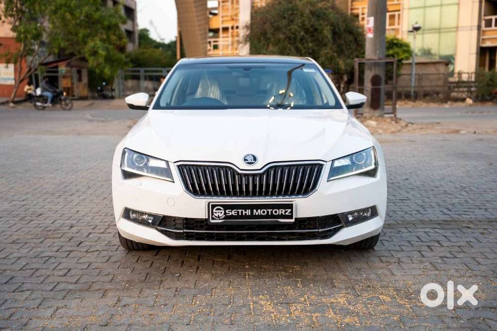 Skoda Superb 2.0 L&k Tsi At, 2021, Petrol
