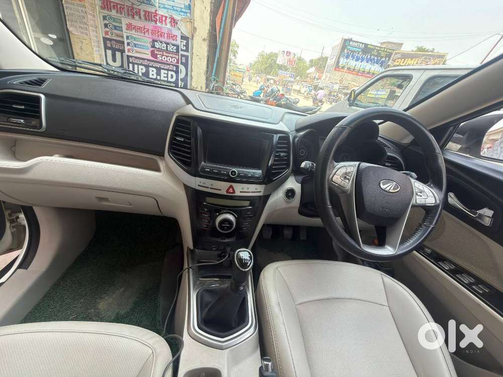 Xuv 300 W8 (o) , Petrol 2022 Model For Sale.