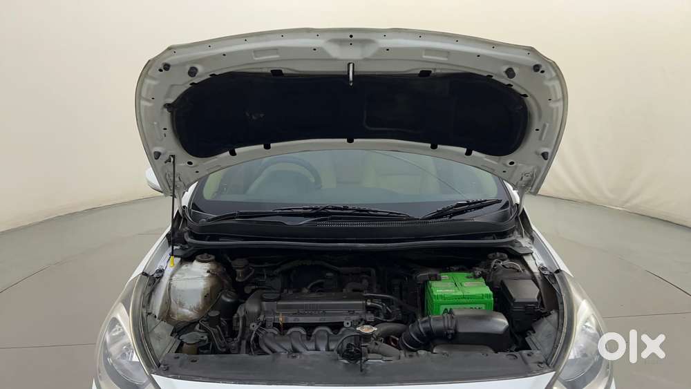 Hyundai Verna 1.6 Sx Vtvt (o) At, 2013, Petrol
