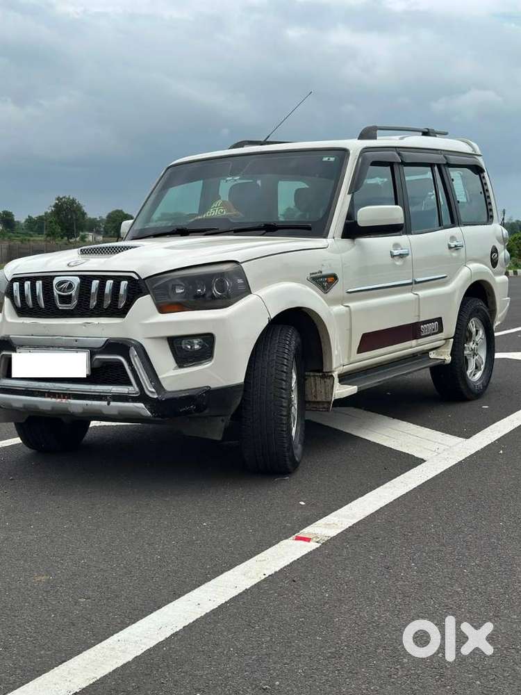 Mahindra Scorpio S10 7 Seater, 2016, Diesel