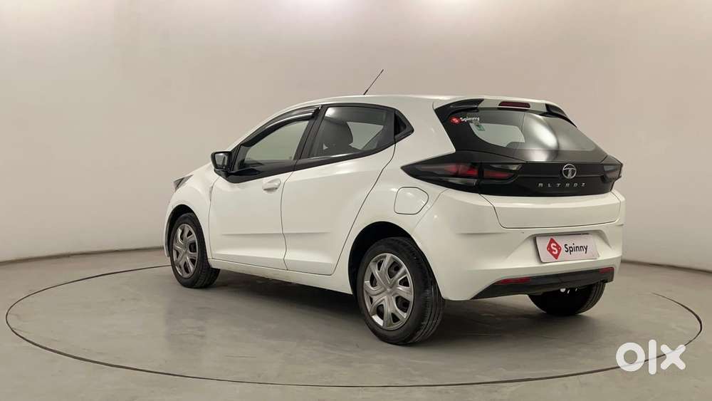 Tata Altroz 1.2 Xm Plus, 2022, Petrol