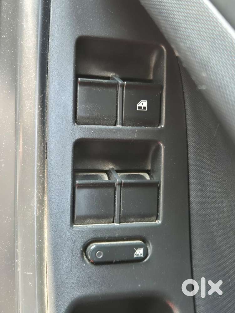 Tata Nexon Smart Plus1.2 Revotron Petrol 5 Mt, 2023, Petrol