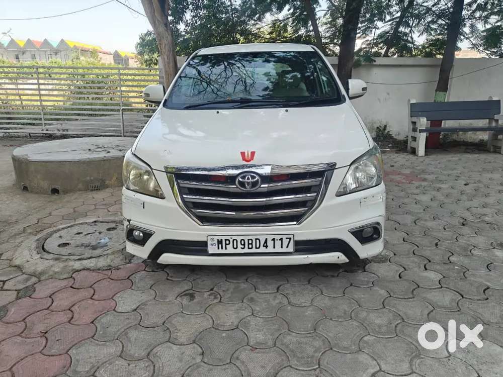 Toyota Innova 2.5 Vx 2015 Top Condition