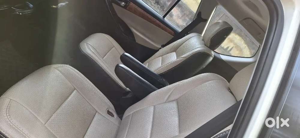 Toyota Innova Crysta 2.8 Z Top Model 2016
