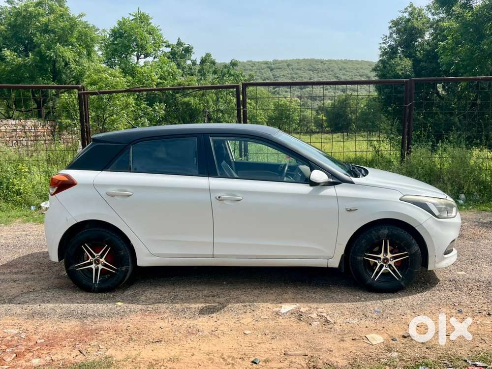 Hyundai I20 2015 Cng & Hybrids 65000 Km Driven