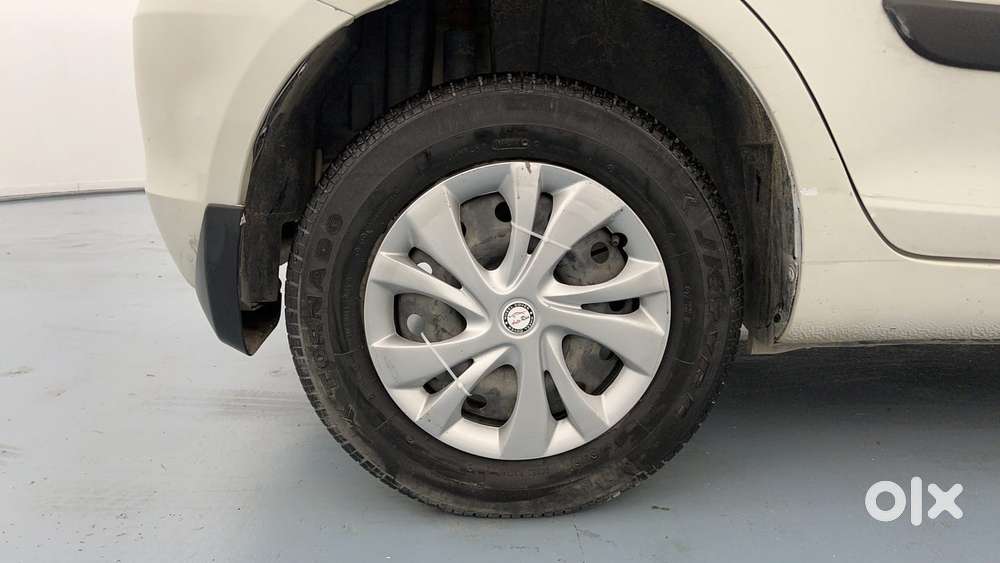 Maruti Suzuki Swift Vvt Vxi, 2017, Petrol