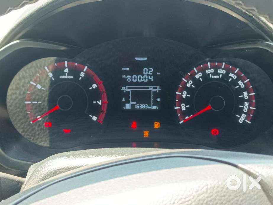 Mahindra Xuv 3xo Mx3, 2024, Petrol