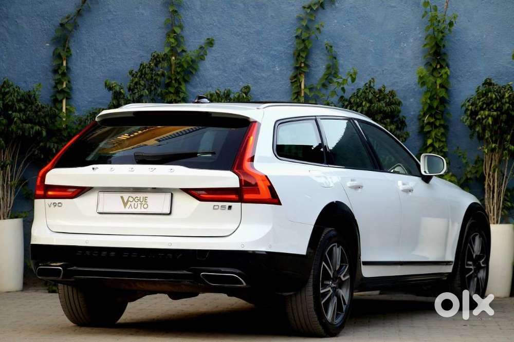 Volvo V 90 Cross Country D5, 2019, Diesel