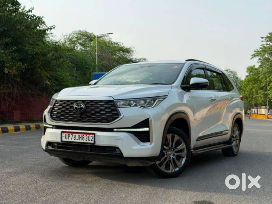 Toyota Innova Hycross 2.0 Zx (o) Hybrid 7 Str, 2025, Petrol