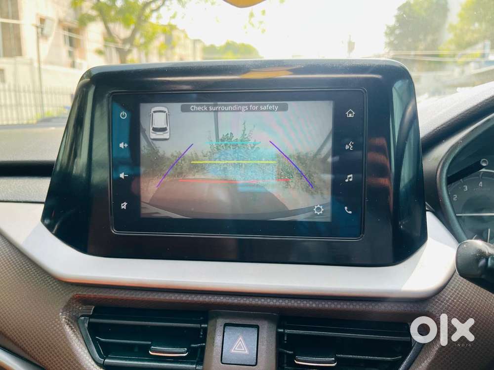 Maruti Suzuki Brezza 1.5 Zxi Plus Smart Hybrid, 2023, Petrol