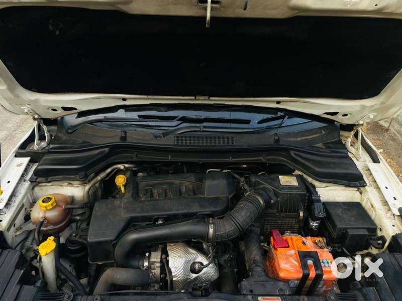 Mahindra Xuv300 W8 (o) 1.5 Diesel Amt, 2020, Diesel